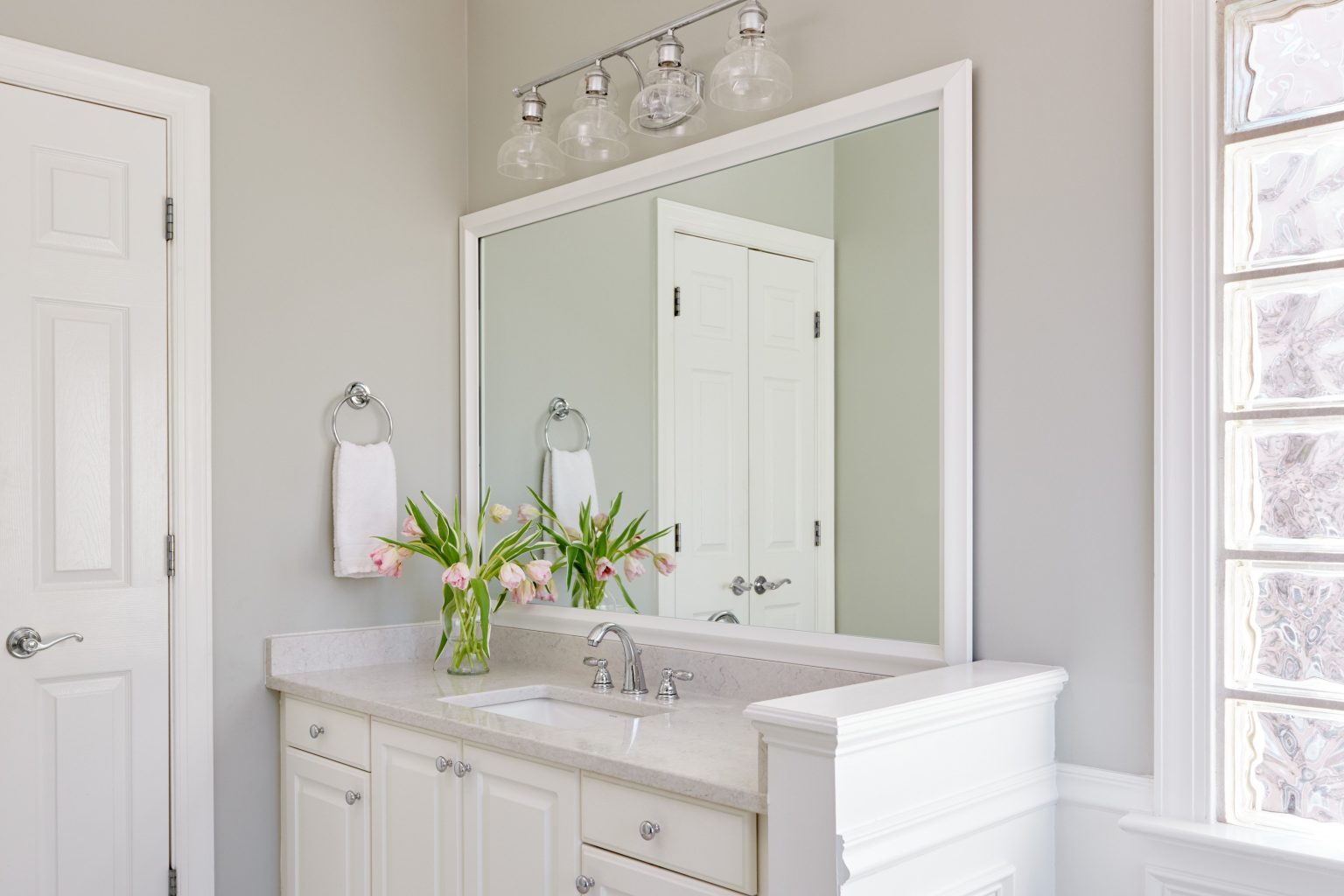 Contact us thumbnail